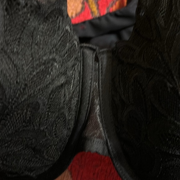 Savage X Fenty Lace Underwire Bra Size 42D Black - Picture 3 of 8